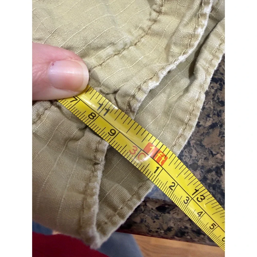 American Eagle Outfitters no holes